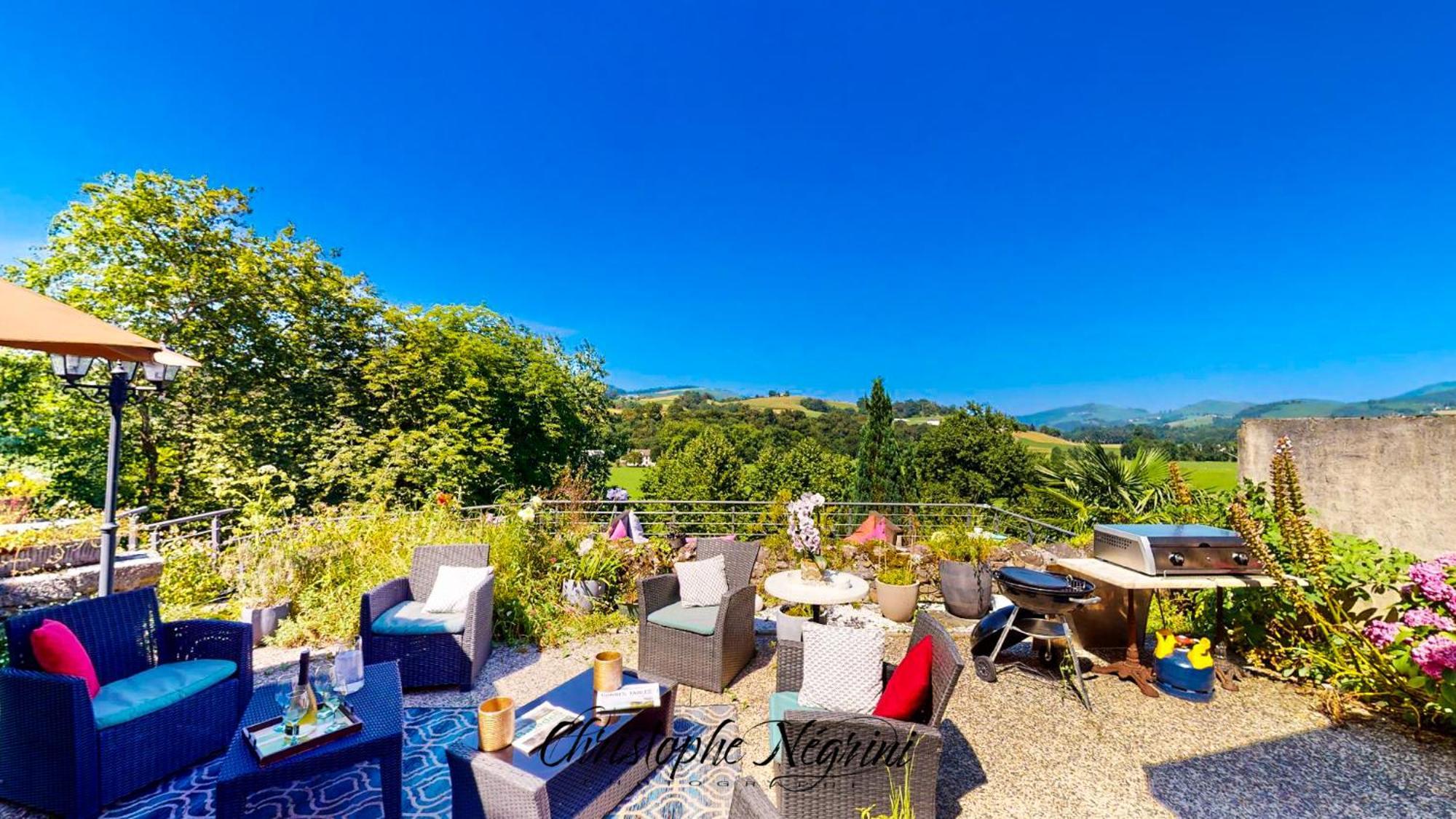 Chateau Porthos Tranquillite Des Pyrenees Lanne-en-Baretous Exterior foto